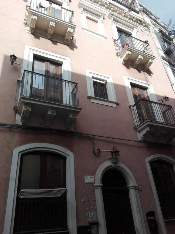 Monovano Centro Storico Catania-Fontanarossai nemzetközi repülőtér Kültér fotó